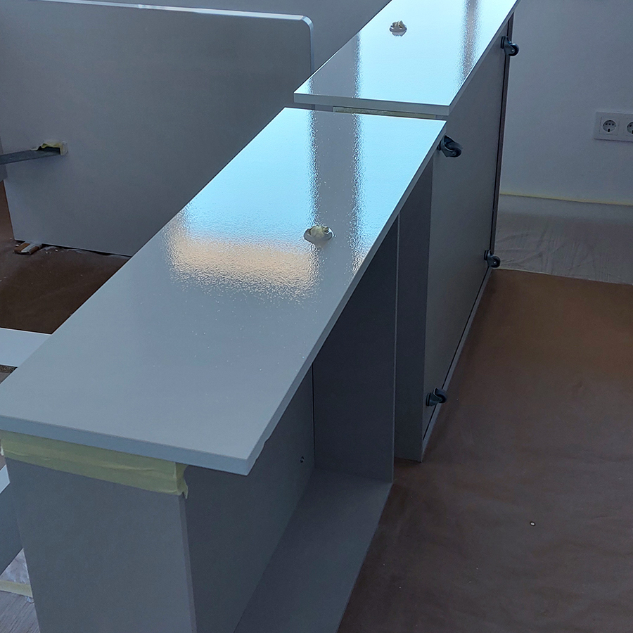 ESMALTADO DE MUEBLES JUVENILES